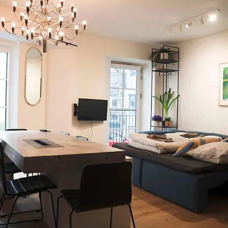 Exclusive Nyhavn For Six A Rare Find Appartement Kopenhagen